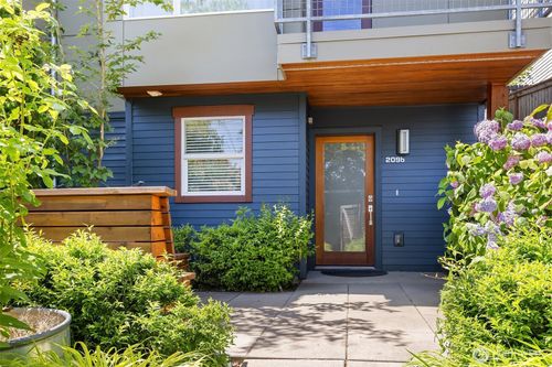 b-209 27th Ave E, Seattle, WA, 98112-5426 | Card Image