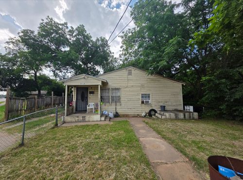 3705 Marshall Dr, Dallas, TX, 75210-2126 | Card Image
