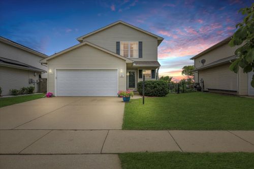 601 Erin Dr, Champaign, IL, 61822-8002 | Card Image