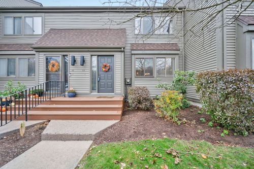 56-56 Wickhams Fancy, Canton, CT, 06019 | Card Image