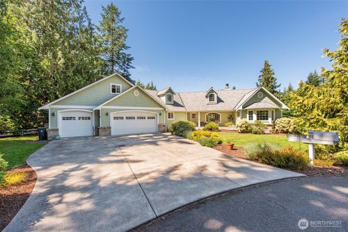 142 Charles Way, Sequim, WA, 98382-6810 | Card Image