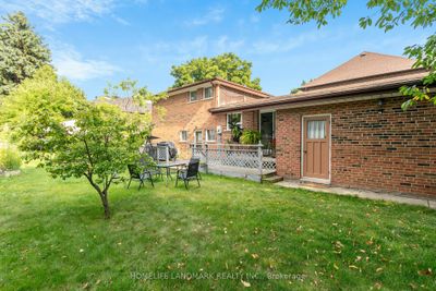 46 Sunnywood Cres, House other with 3 bedrooms, 3 bathrooms and 6 parking in Richmond Hill ON | Image 2