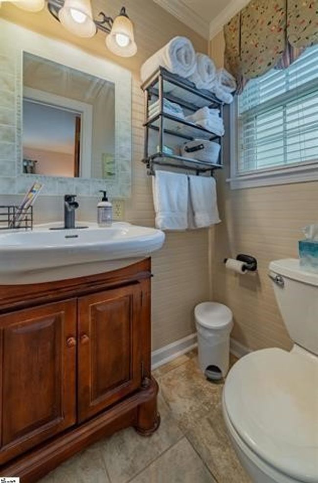 13 Park St, House other with 3 bedrooms, 3 bathrooms and null parking in Pelzer SC | Image 21