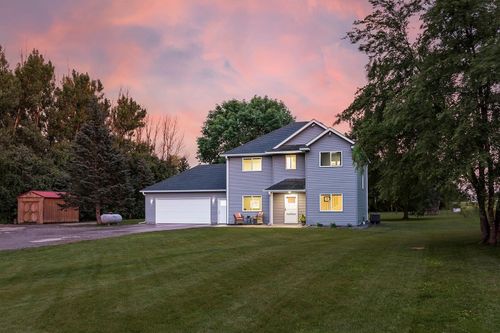 4695 Castle Cir, Lester Prairie, MN, 55354-6431 | Card Image