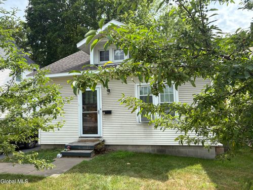 616 Kenwood Ave, Delmar, NY, 12054-1626 | Card Image