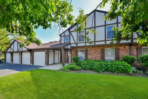 apt-202b-42 Plymouth Ct, Naperville, IL, 60565-2499 | Card Image