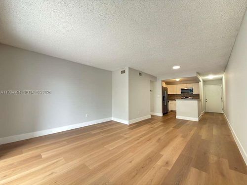 2c-4304 Nw 9th Ave, Deerfield Beach, FL, 33064-1756 | Card Image