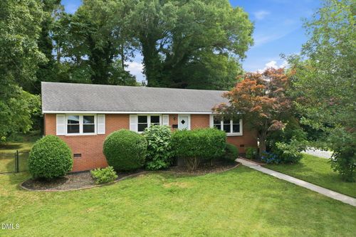 305 Meadowbrook Dr, Burlington, NC, 27215-7525 | Card Image