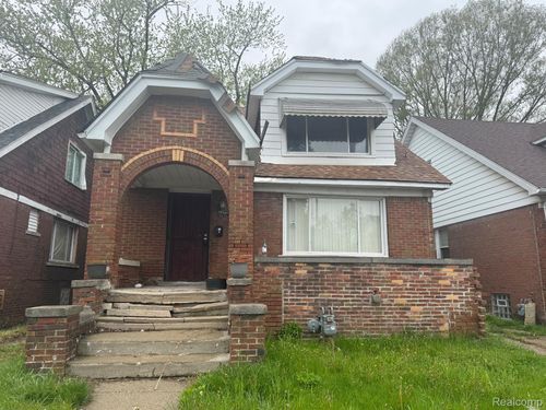 19561 Alcoy St, Detroit, MI, 48205-1750 | Card Image