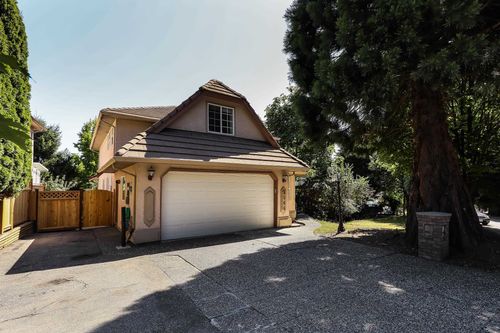 8066 168 St, Surrey, BC, V4N4Y8 | Card Image
