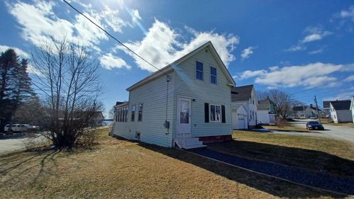 1-1 Pleasant St, Fairfield, ME, 04937-1511 | Card Image
