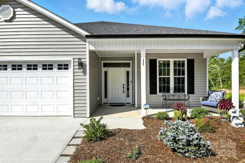 255 Eagles Lndg, Morganton, NC, 28655-5845 | Card Image