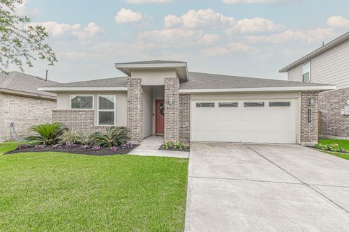13009 Oleander Bay Ln, Texas City, TX, 77568-2219 | Card Image