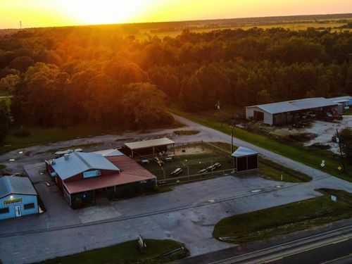 6223 W Roundbunch Rd, Orange, TX, 77630-1647 | Card Image