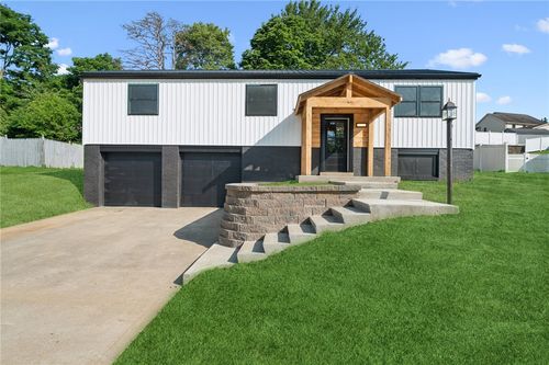 118 Buena Vista Drive, Delmont, PA, 15626 | Card Image