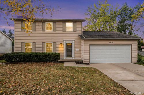 12078 Greenview, Grand Blanc, MI, 48439 | Card Image