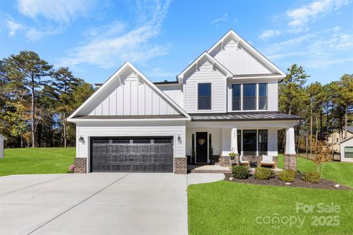 7821 Russell Rd, Indian Trail, NC, 28079-6890 | Card Image