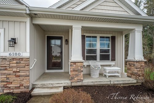 46-6180 Charleston Ln, Allendale, MI, 49401-9800 | Card Image