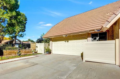 22813 Rio Clara Dr, Valencia, CA, 91354-2263 | Card Image