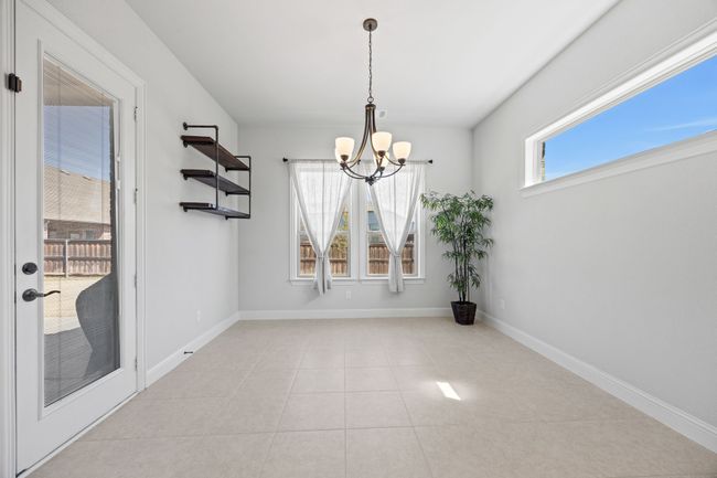 Light and Bright Dining Area | Image 12