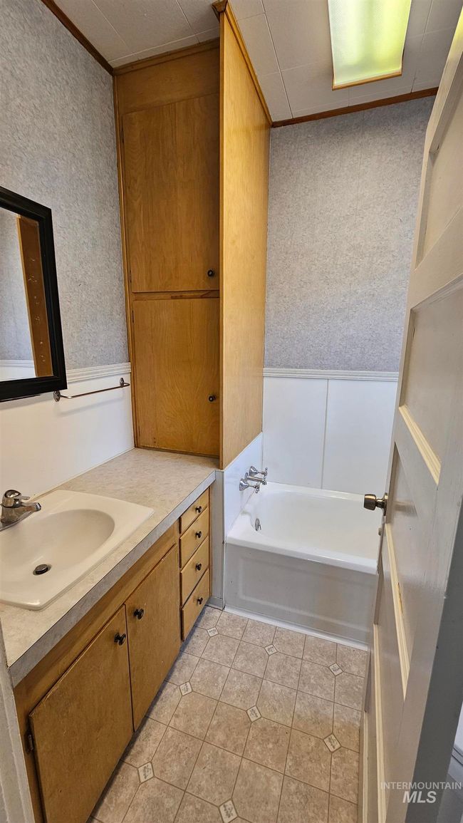 1012 Highway 12 E, House other with 4 bedrooms, 2 bathrooms and 1 parking in Pomeroy WA | Image 21