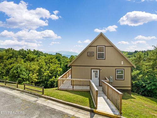 2-1081 Cove Rd, Sevierville, TN, 37876 | Card Image