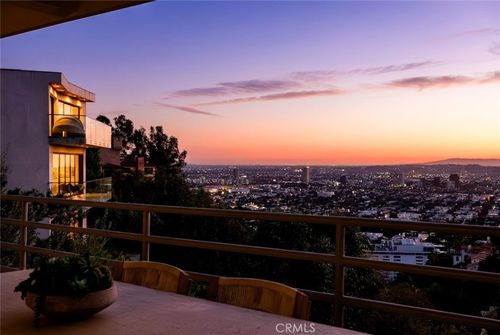 8448 Franklin Ave, Los Angeles, CA, 90069-1503 | Card Image