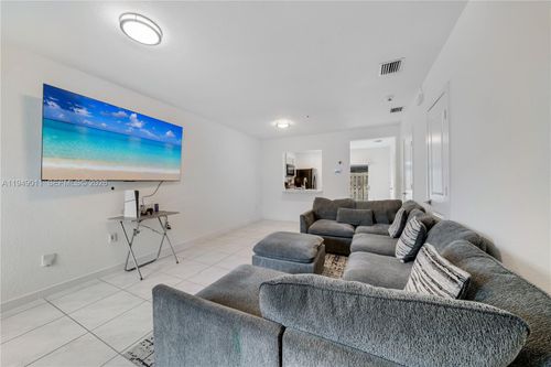 540 Ne 5th Ln, Florida City, FL, 33034-3282 | Card Image