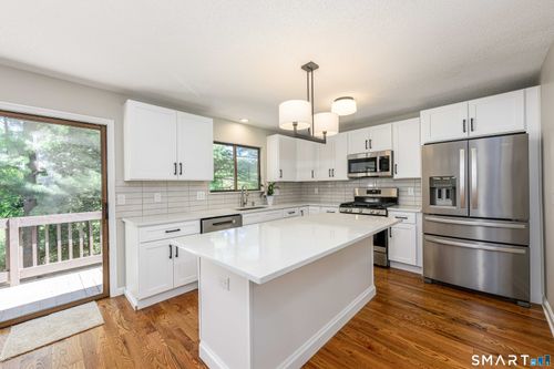 23-23 Sherman Ln, Hamden, CT, 06514-1327 | Card Image