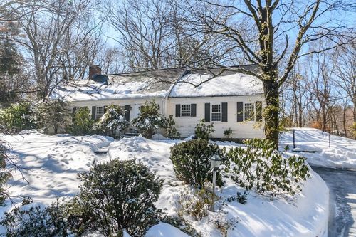 162 Hampshire Rd, Wellesley, MA, 02481-1240 | Card Image