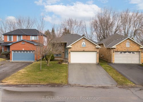 86 Madison Crt W, Welland, ON, L3C7G1 | Card Image