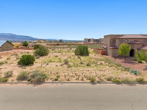 7220 Nagoya Road Ne, Rio Rancho, NM, 87144 | Card Image
