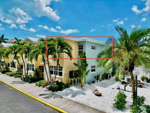 d201-19417 Gulf Blvd, INDIAN SHORES, FL, 33785-2216 | Card Image