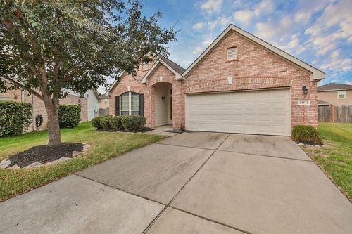 20542 Avery Grove Ct, Cypress, TX, 77433-7522 | Card Image