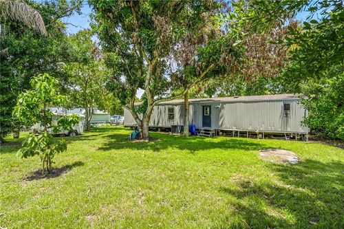 5133 Melissa Ln, Fort Pierce, FL, 34946-9128 | Card Image