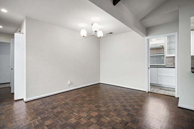10654 Sandpiper Ln, House other with 3 bedrooms, 3 bathrooms and null parking in Dallas TX | Image 8