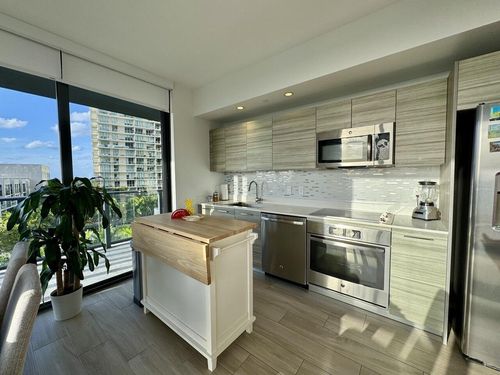 1116-121 Ne 34th St, Miami, FL, 33137-3852 | Card Image
