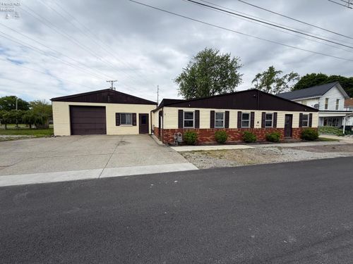 3 Baker St, Norwalk, OH, 44857-1401 | Card Image