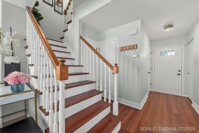 0 - 1234 Exeter Court, Townhouse with 3 bedrooms, 2 bathrooms and 1 parking in Wheaton IL | Image 2