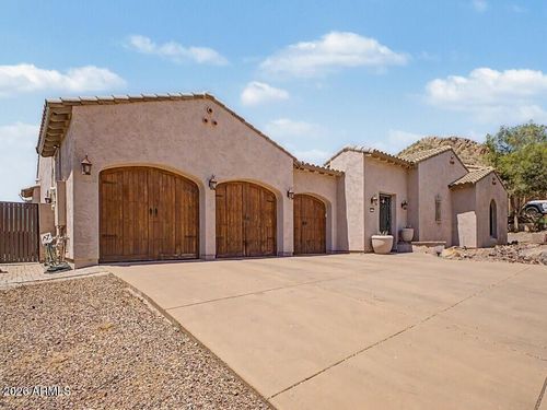2316 W Villa Cassandra Dr, Phoenix, AZ, 85086-5547 | Card Image