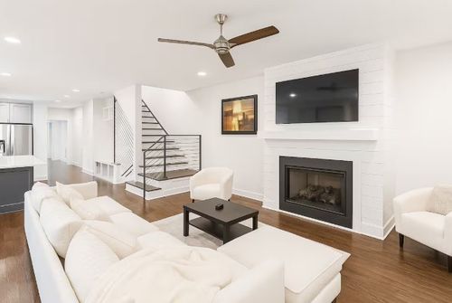 b-1114B 2nd Ave S, Nashville, TN, 37210-2622 | Card Image