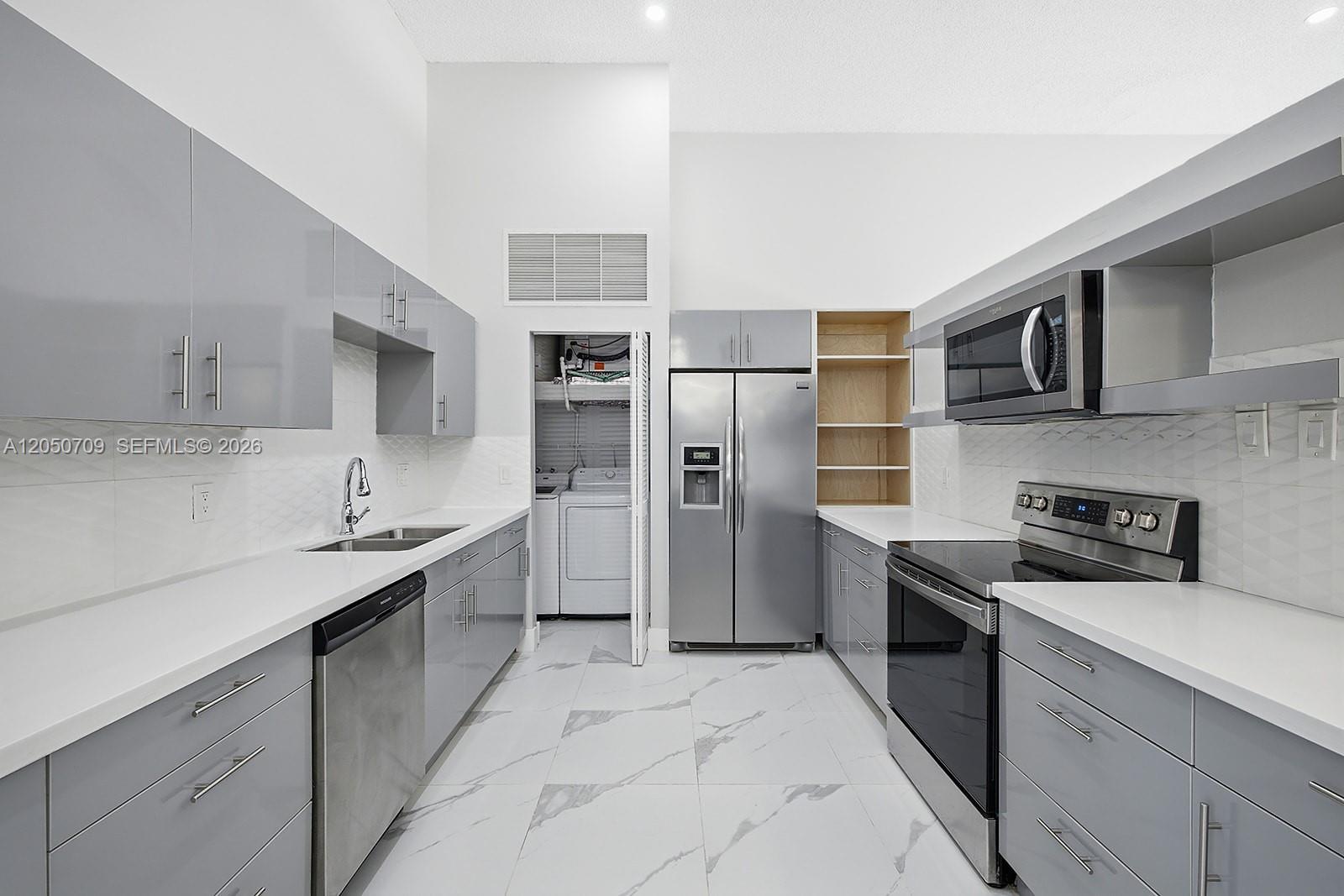 Residential in Hallandale Beach 4