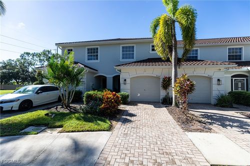 8529 Athena Ct, LEHIGH ACRES, FL, 33971-3751 | Card Image