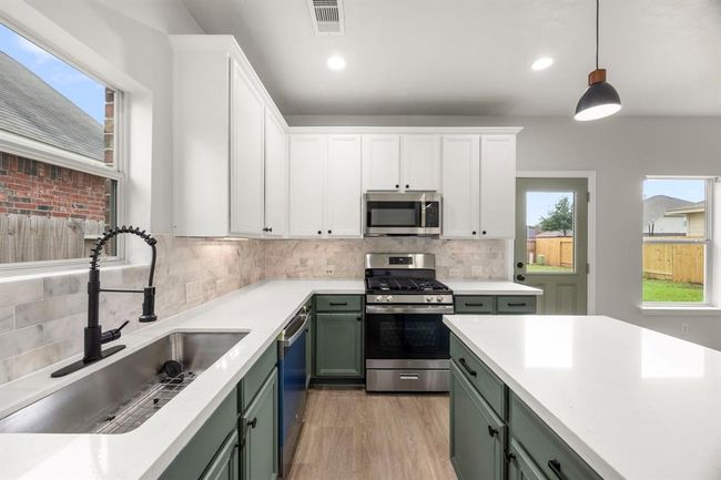 21531 Indigo Ruth Dr, House other with 4 bedrooms, 3 bathrooms and 2 parking in Spring TX | Image 15