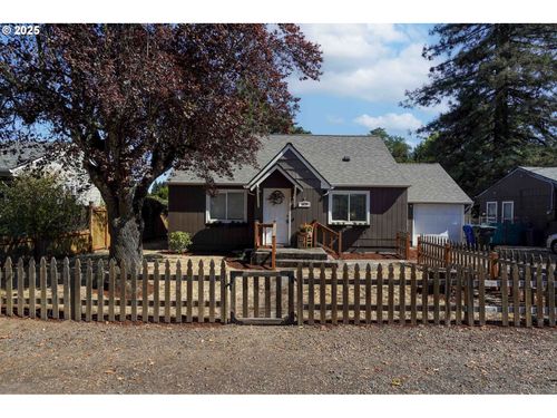 4670 Thorman Ave Ne, Keizer, OR, 97303-4642 | Card Image