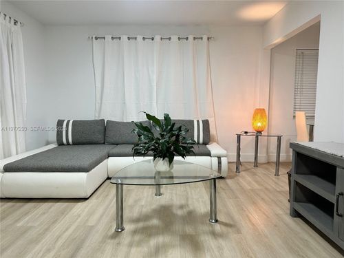 apt-1-3522 Ne 166th St, North Miami Beach, FL, 33160-3856 | Card Image