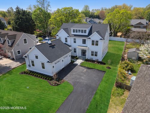 94 Park Ave, Fair Haven, NJ, 07704-3135 | Card Image