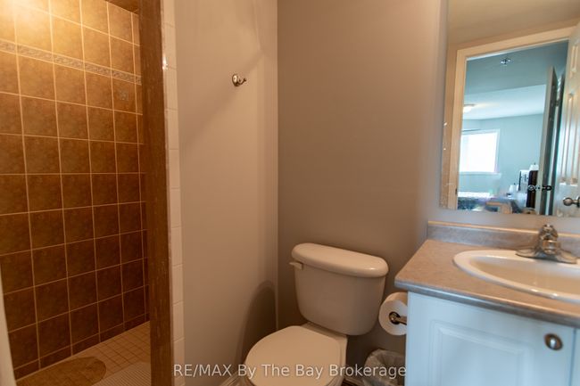 211 - 16 Westbury Rd, Condo with 2 bedrooms, 2 bathrooms and 1 parking in Wasaga Beach ON | Image 24