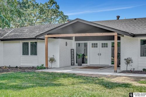 2505 S 70th St, Lincoln, NE, 68506-2904 | Card Image