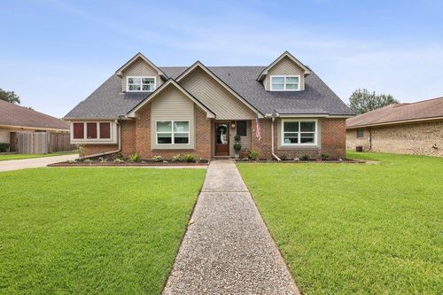 7045 Blarney St, Beaumont, TX, 77706-4144 | Card Image
